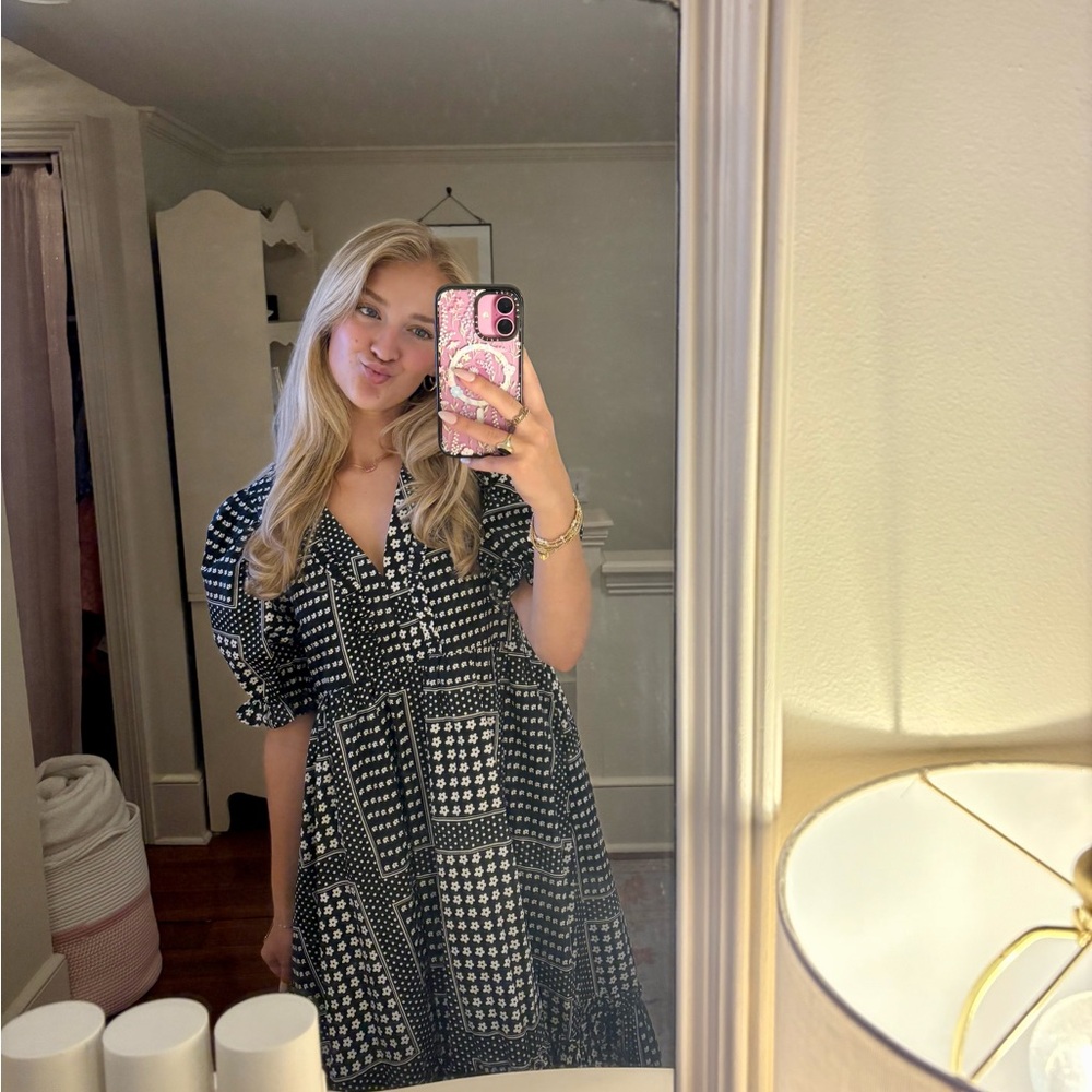 Avara White and Black Midi Dress